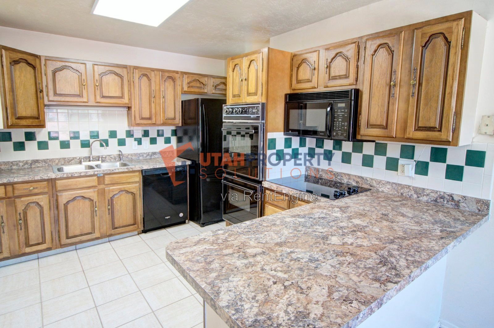 1532 West Dupont Avenue property image