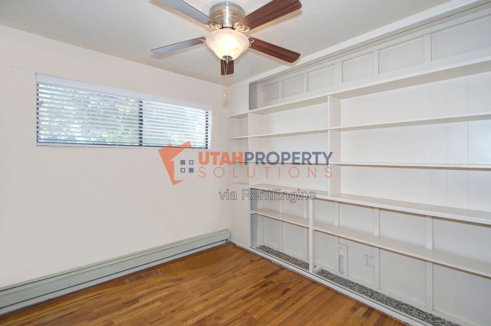 1532 West Dupont Avenue property image