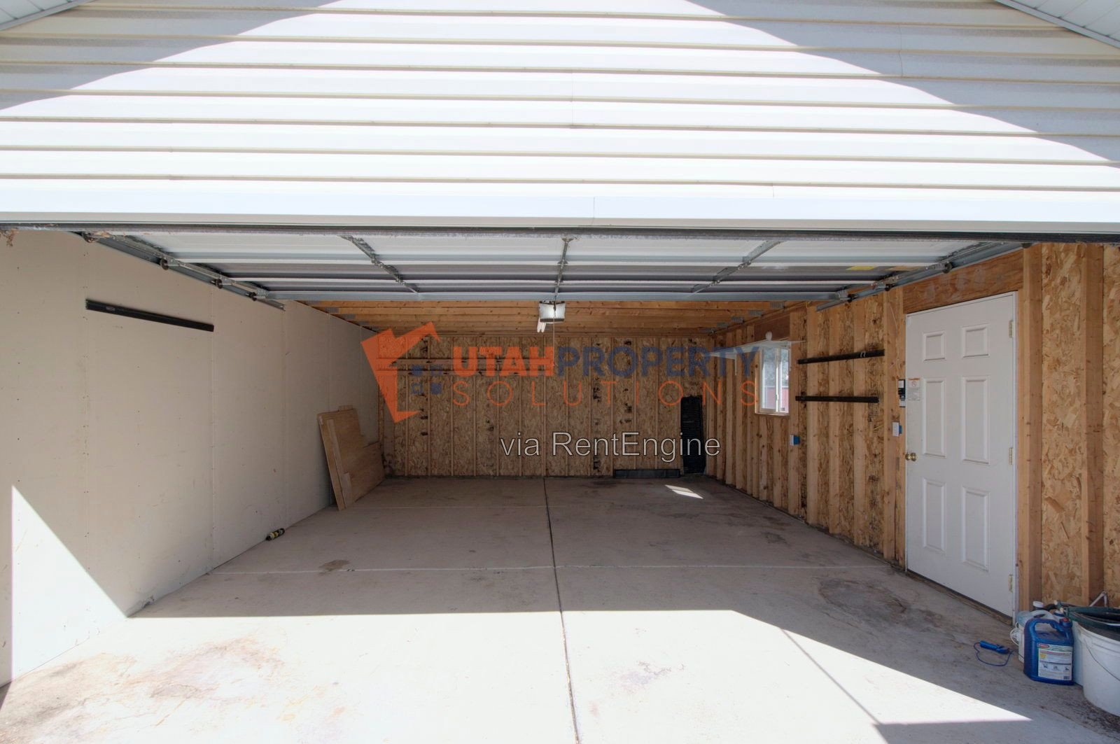 1532 West Dupont Avenue property image