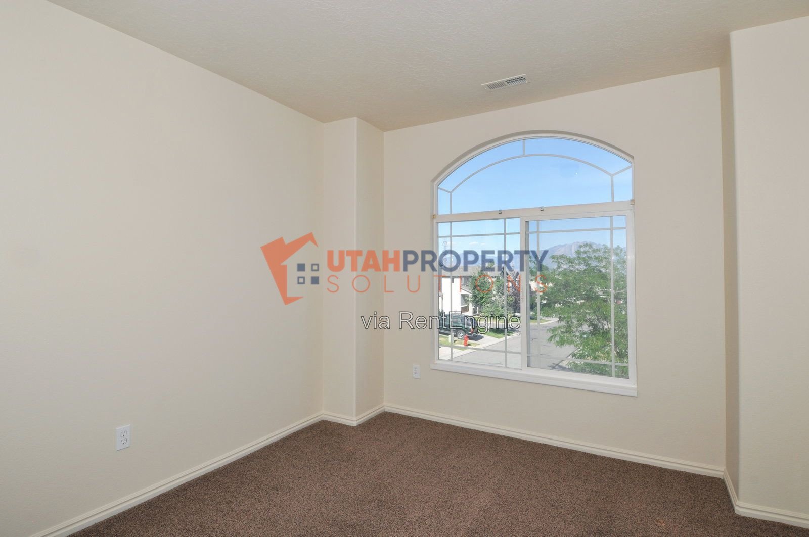 6706 South Chiswick Court West Jordan, Ut 84081 property image