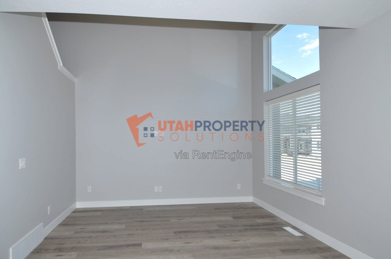 Beautiful Pet Friendly Home in Bluffdale! property image