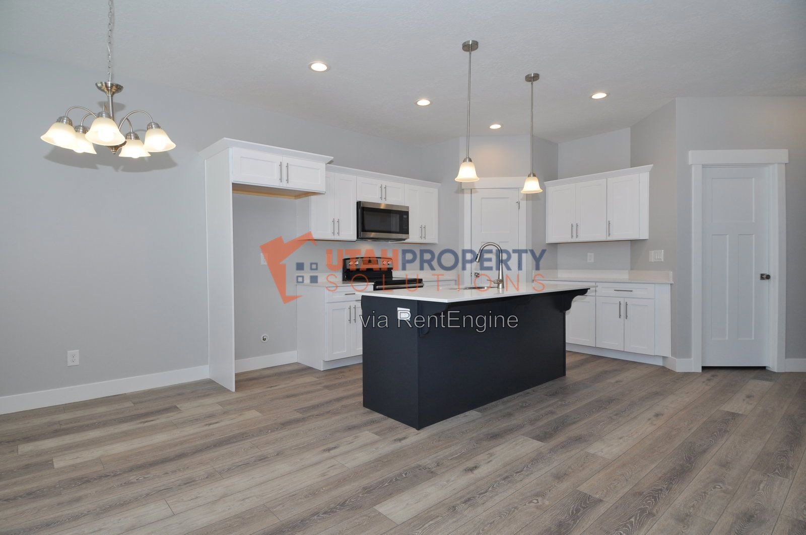 Beautiful Pet Friendly Home in Bluffdale! property image