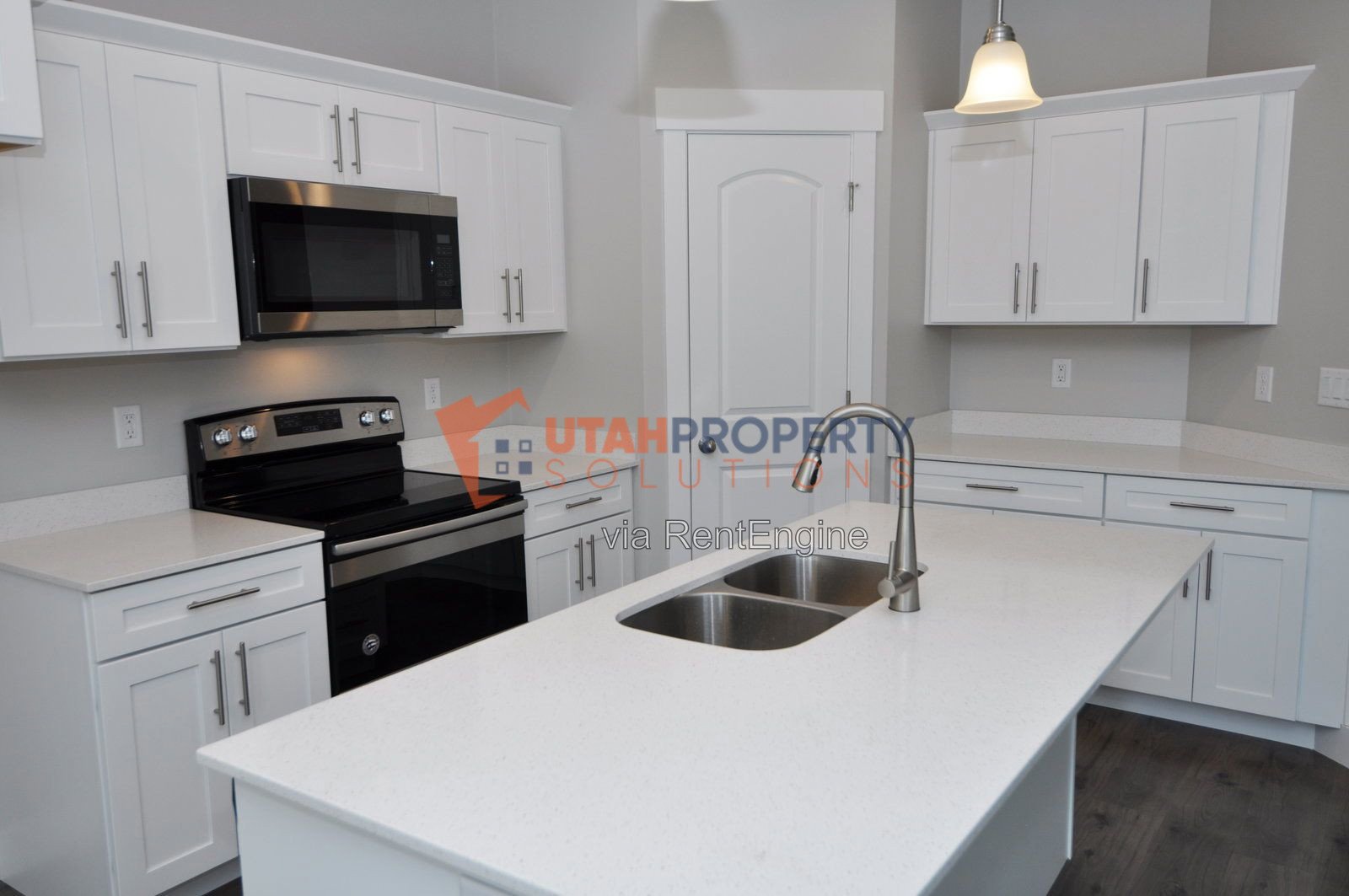 Beautiful Townhome in Bluffdale! property image