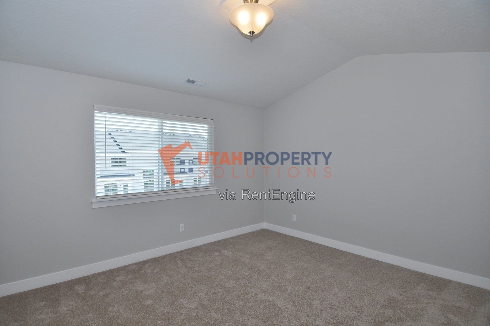 Beautiful Townhome in Bluffdale! property image