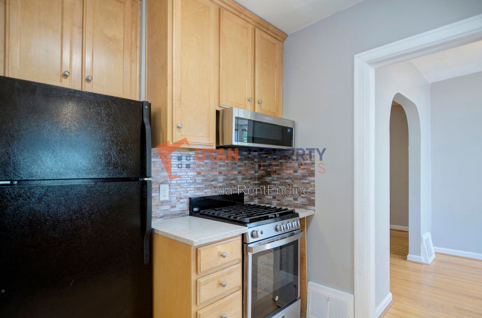 Beautiful Pet Friendly Home in Salt Lake! property image