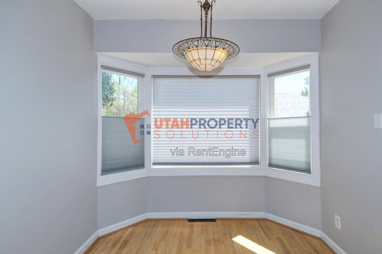 Beautiful Pet Friendly Home in Salt Lake! property image