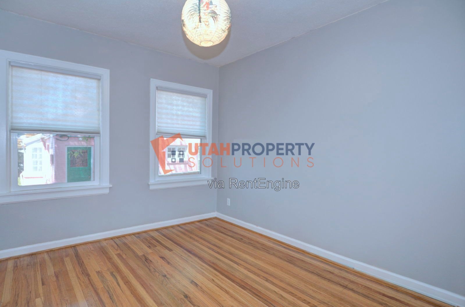 Beautiful Pet Friendly Home in Salt Lake! property image