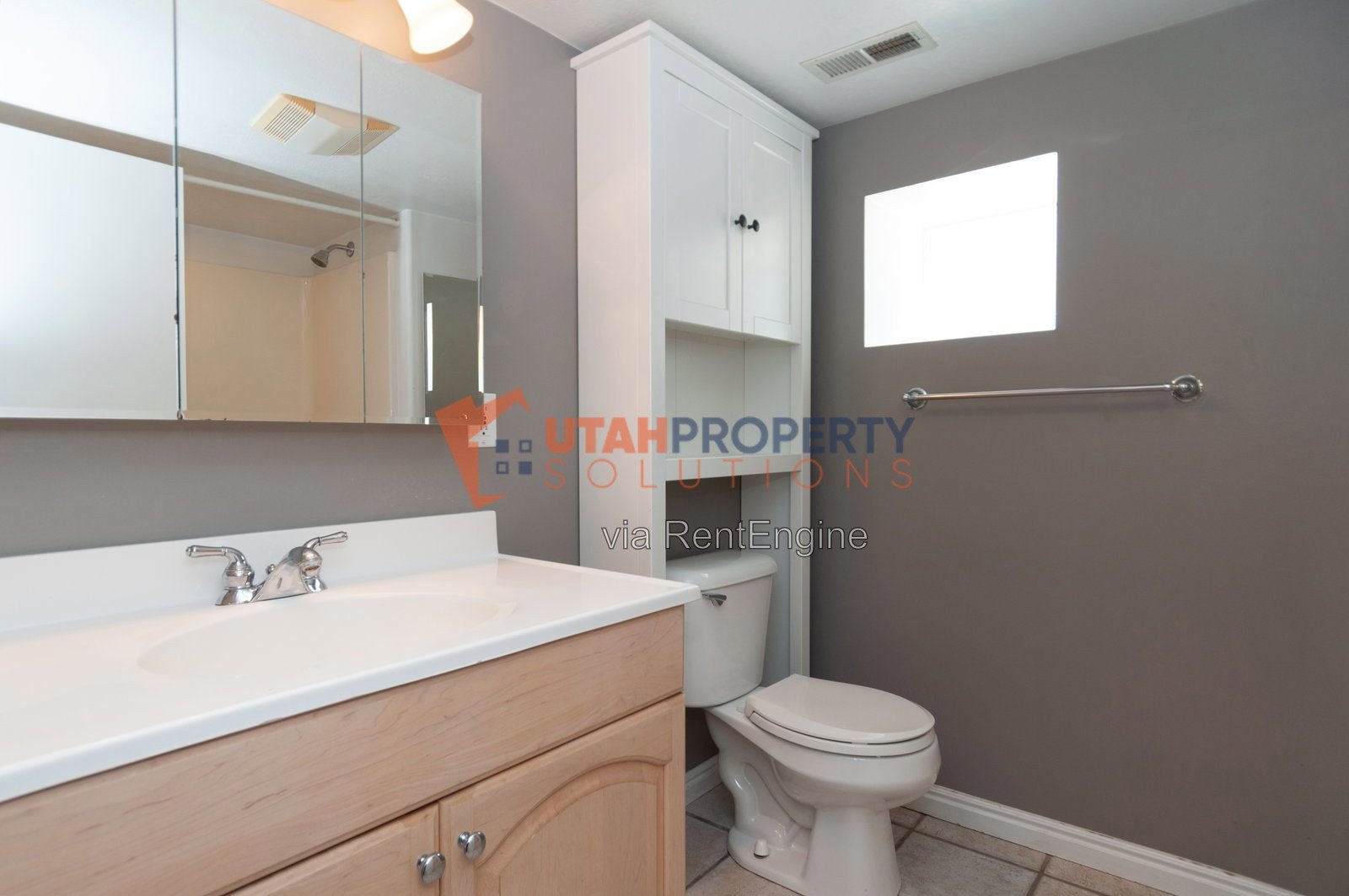 Beautiful Pet Friendly Home in Salt Lake! property image