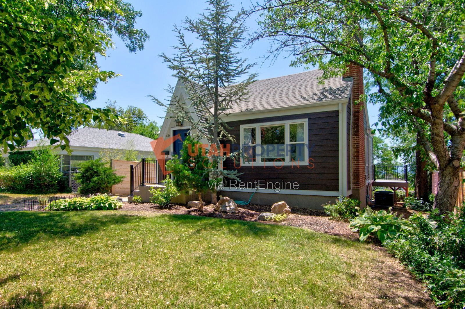Beautiful Pet Friendly Home in Salt Lake! property image