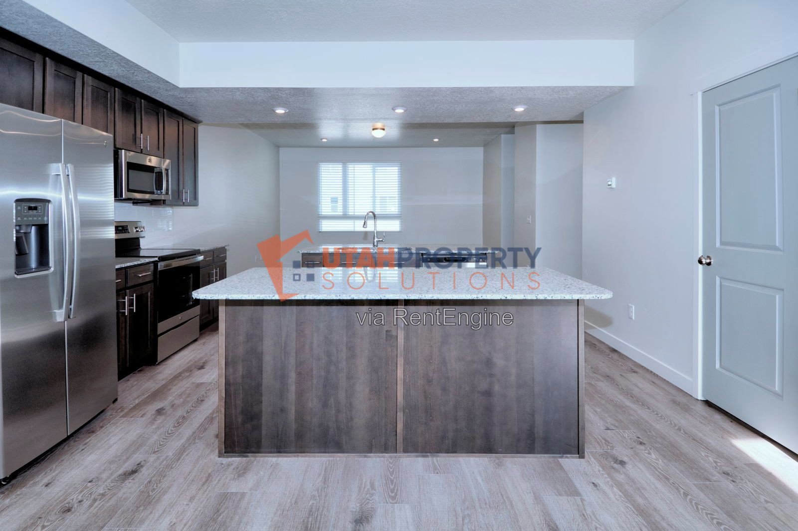 Pet Friendly End Unit Townhome in Rockwell Ranch! property image