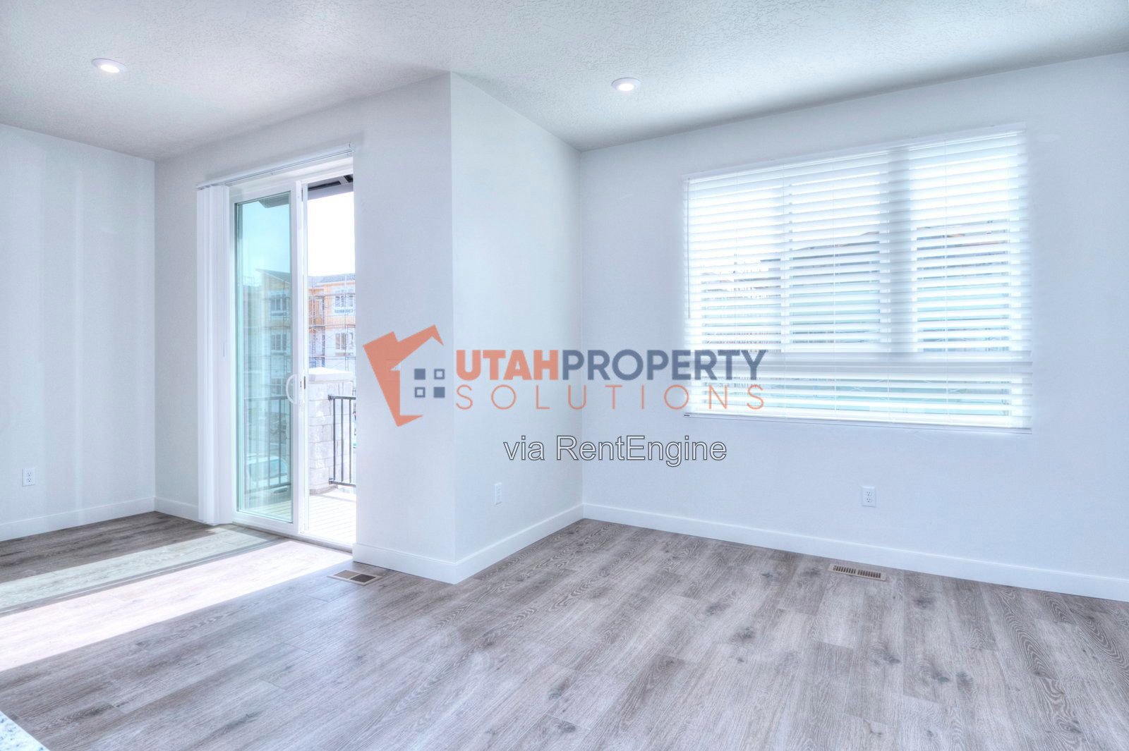 Pet Friendly End Unit Townhome in Rockwell Ranch! property image