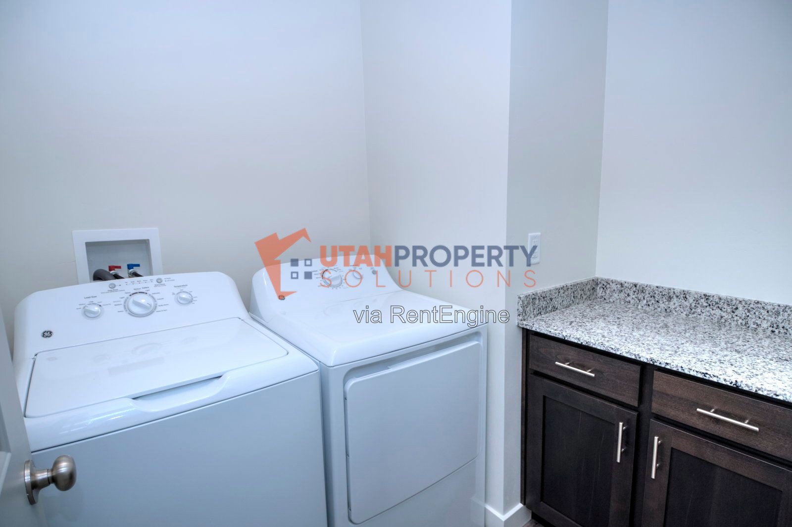 Pet Friendly End Unit Townhome in Rockwell Ranch! property image