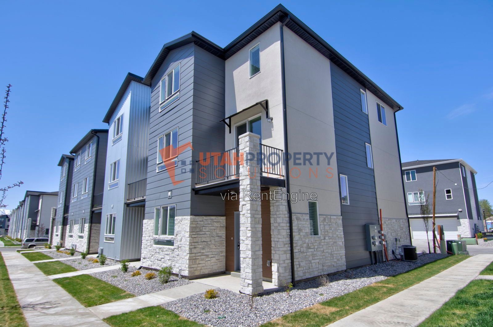 Pet Friendly End Unit Townhome in Rockwell Ranch! property image