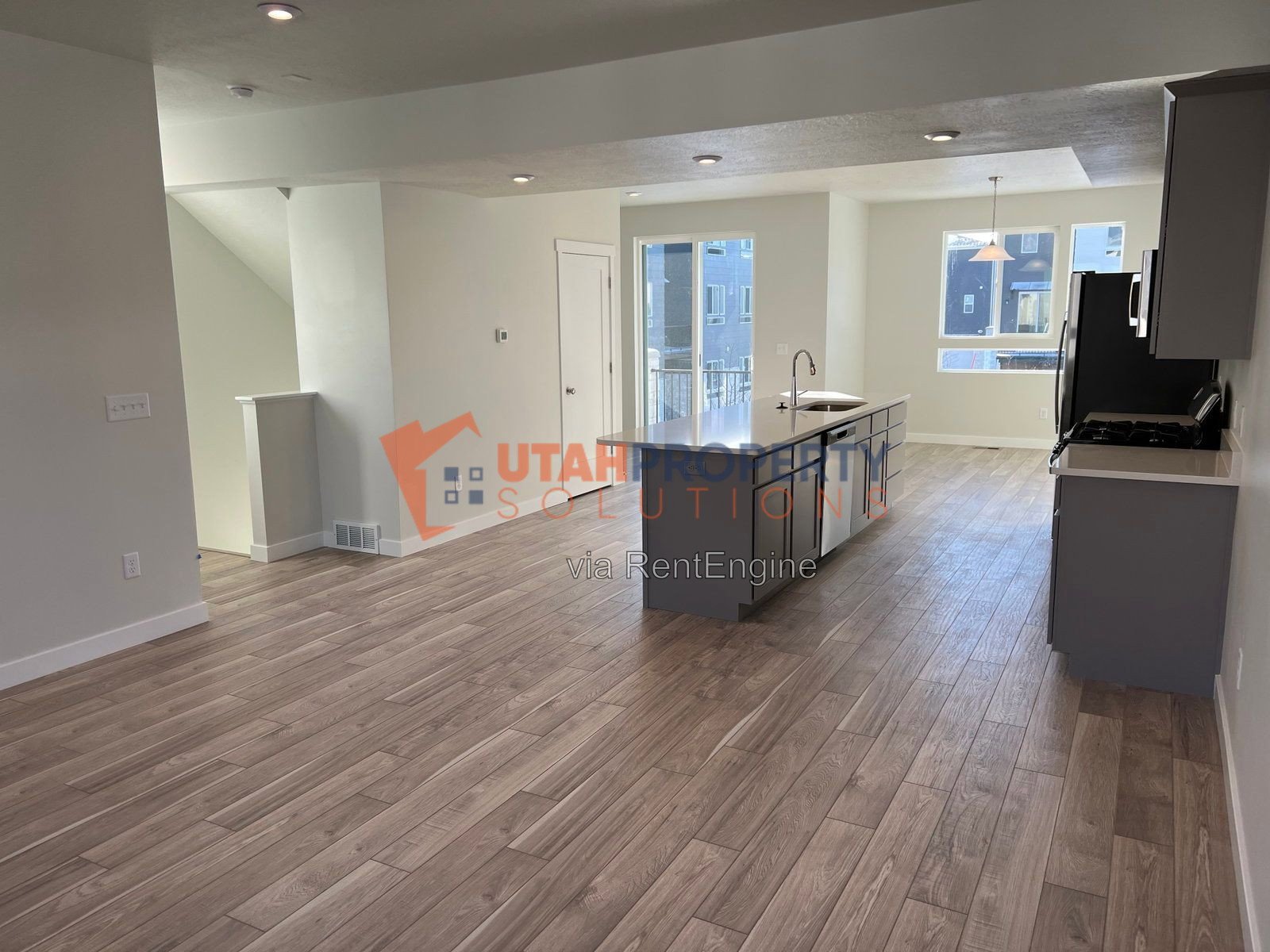 Pet Friendly End Unit Townhome in Rockwell Ranch! property image
