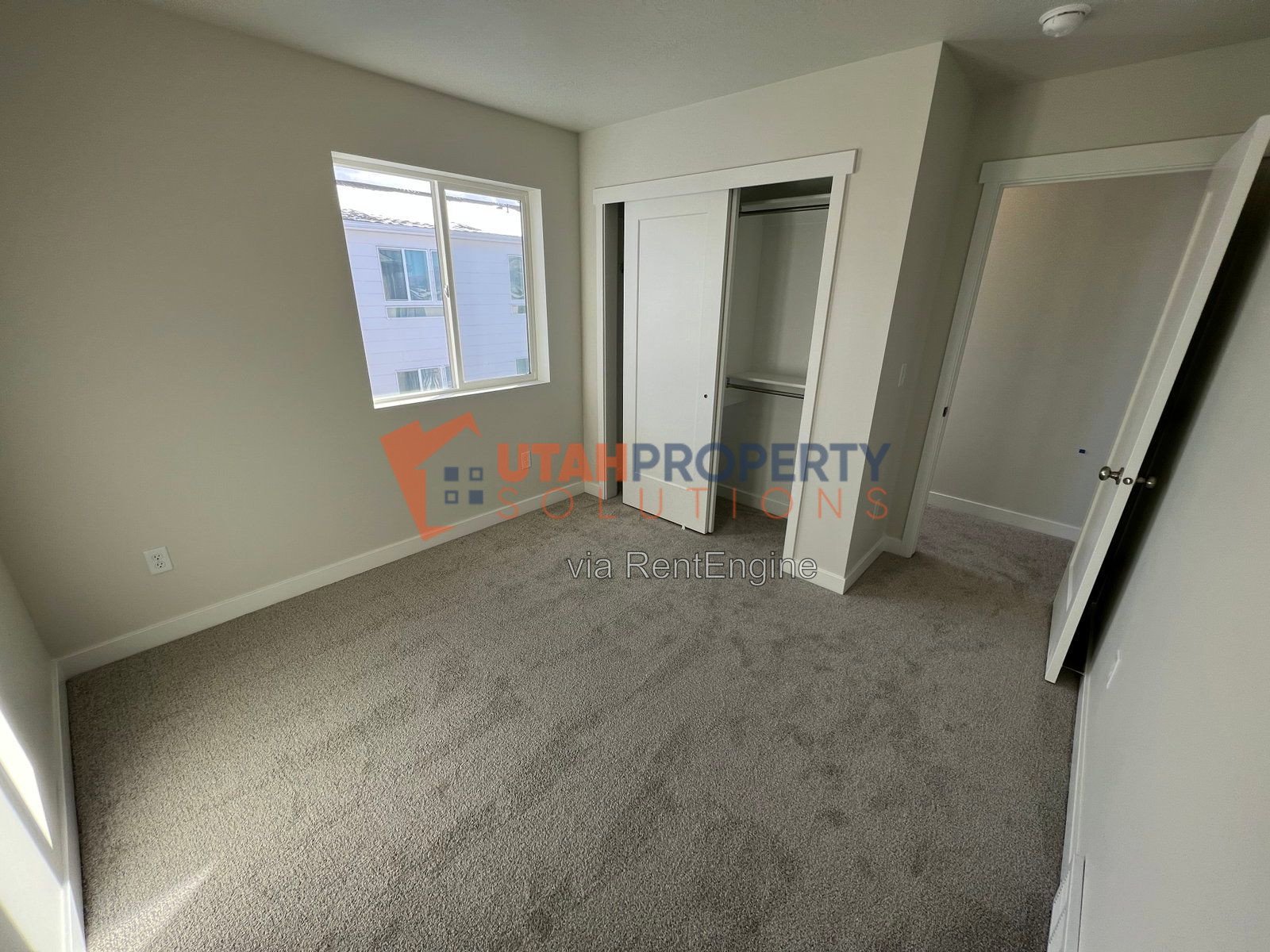 Pet Friendly End Unit Townhome in Rockwell Ranch! property image
