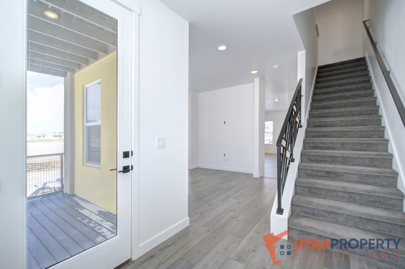 Fantastic Location! 3 Bedroom Townhome In Daybreak! property image