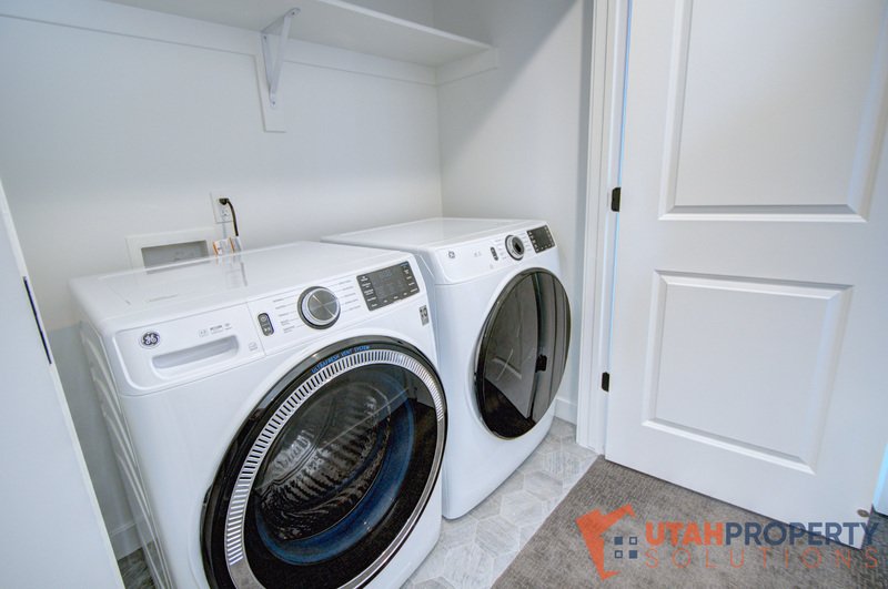 Fantastic Location! 3 Bedroom Townhome In Daybreak! property image