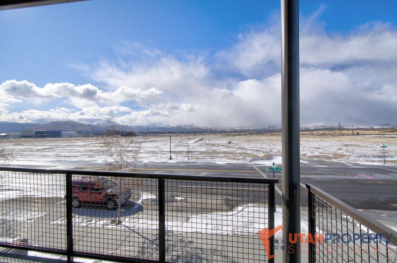 Fantastic Location! 3 Bedroom Townhome In Daybreak! property image