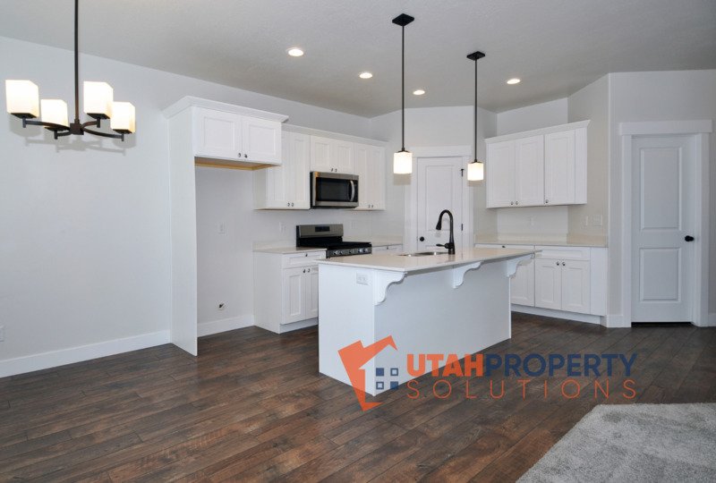 Beautiful Pet Friendly Townhome in Lehi! property image