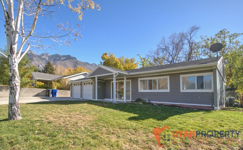 Fantastic Location! 3 Bedroom Rambler in Cottonwood Heights! property image