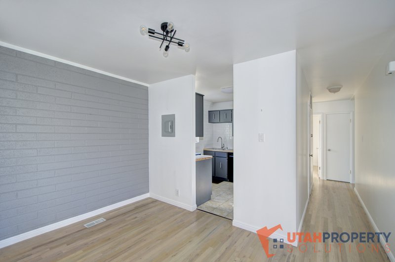 Fantastic Location! 3 Bedroom Rambler in Cottonwood Heights! property image