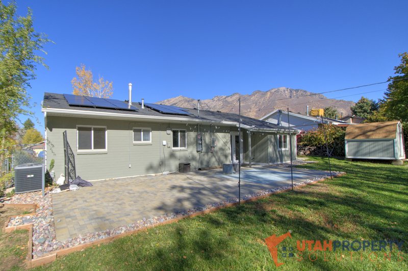 Fantastic Location! 3 Bedroom Rambler in Cottonwood Heights! property image