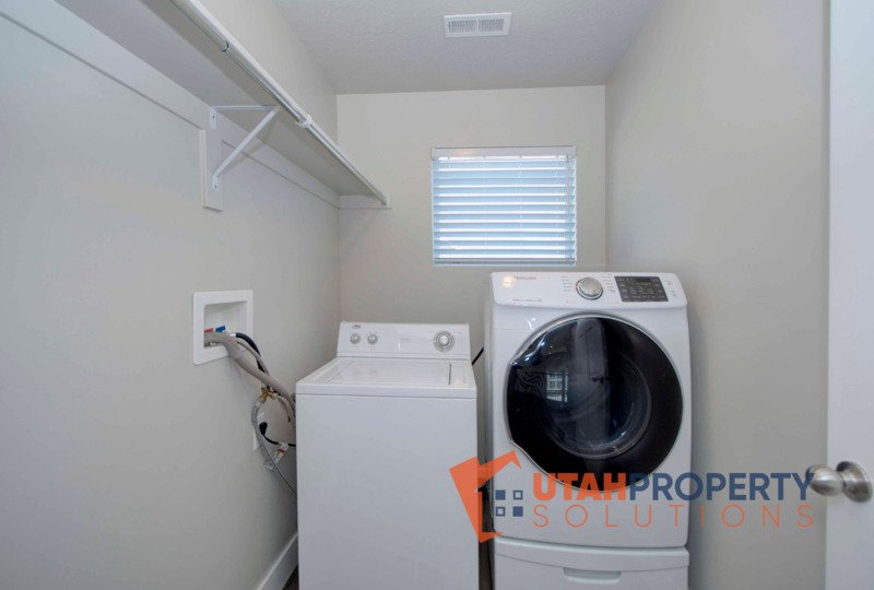 Beautiful, Pet Friendly Home In Herriman! property image