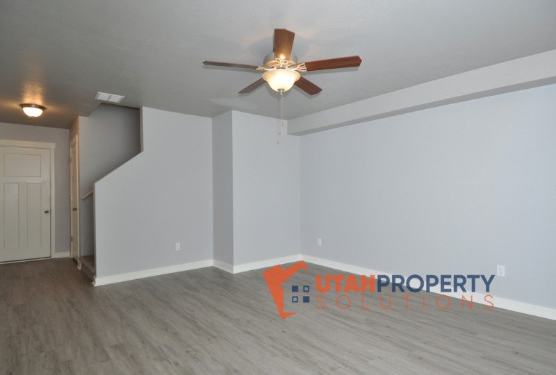 Pet Friendly Herriman Townhome Off the Corridor! property image