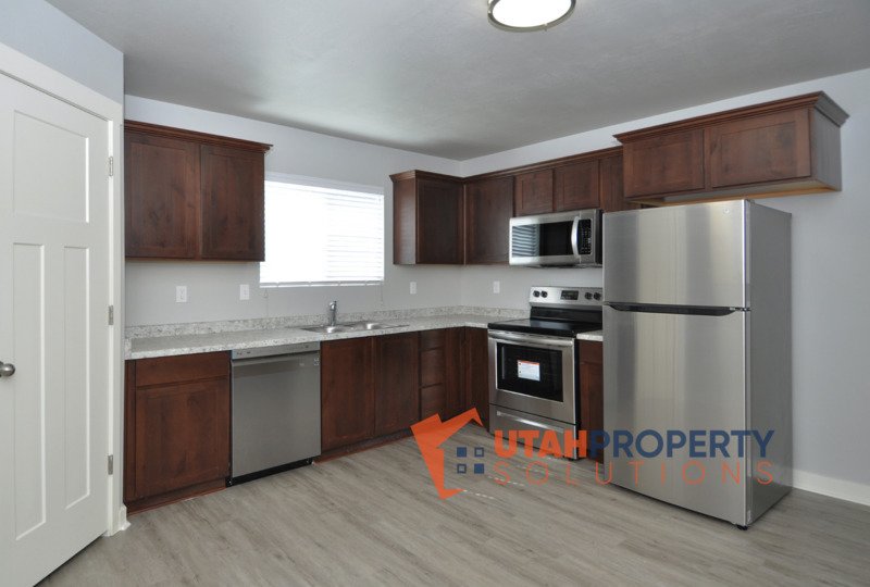 Pet Friendly Herriman Townhome Off the Corridor! property image