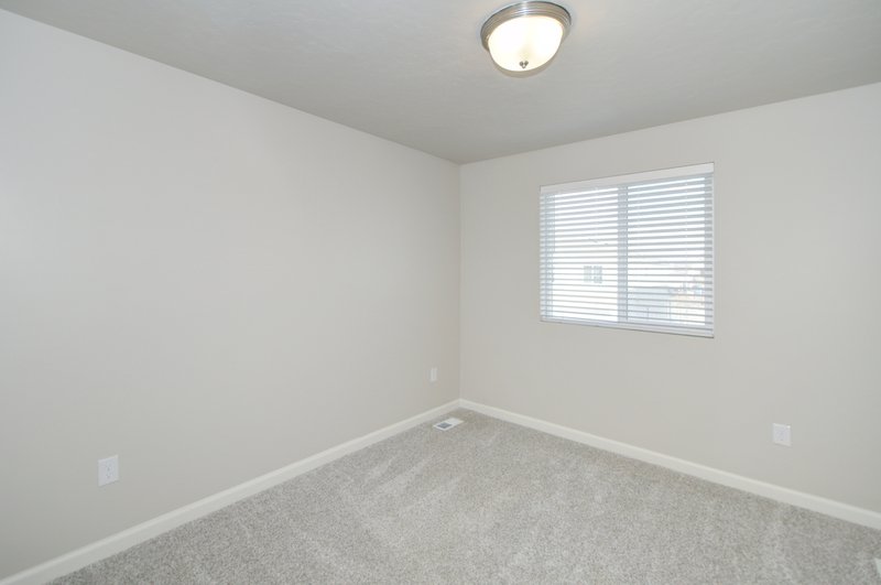 Contemporary 4 Bedroom Home in Saratoga Springs property image