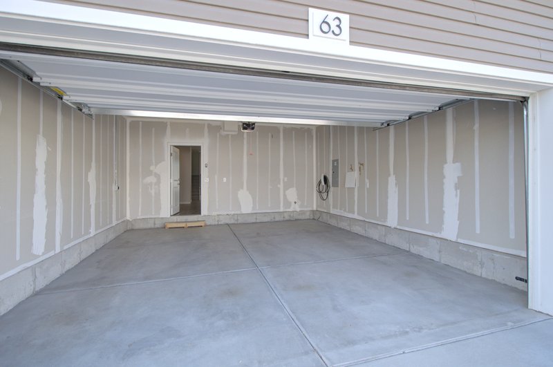 Contemporary 4 Bedroom Home in Saratoga Springs property image