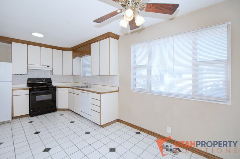 Coming Soon! Charming 5 Bedroom Single Family! property image