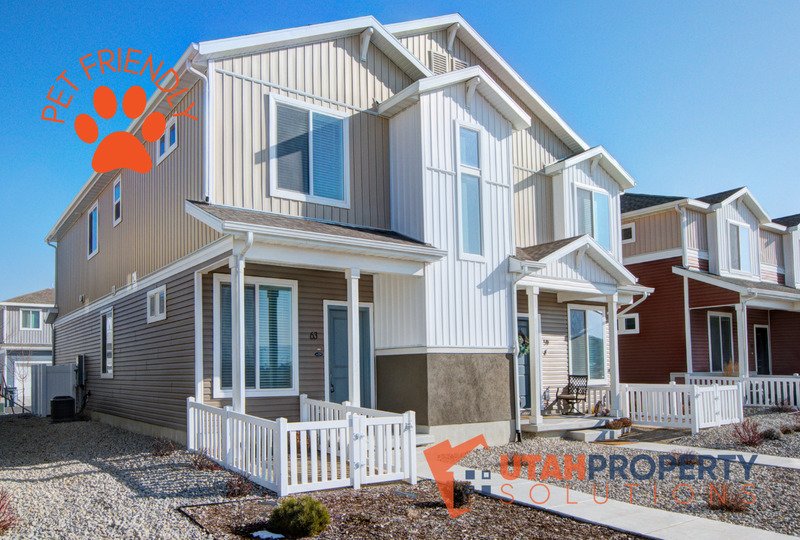 Pet Friendly 4 Bedroom Townhome In Saratoga Springs property image