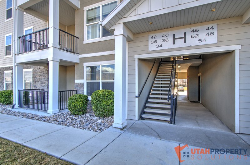 Pet-Friendly Unit in Vineyard! property image