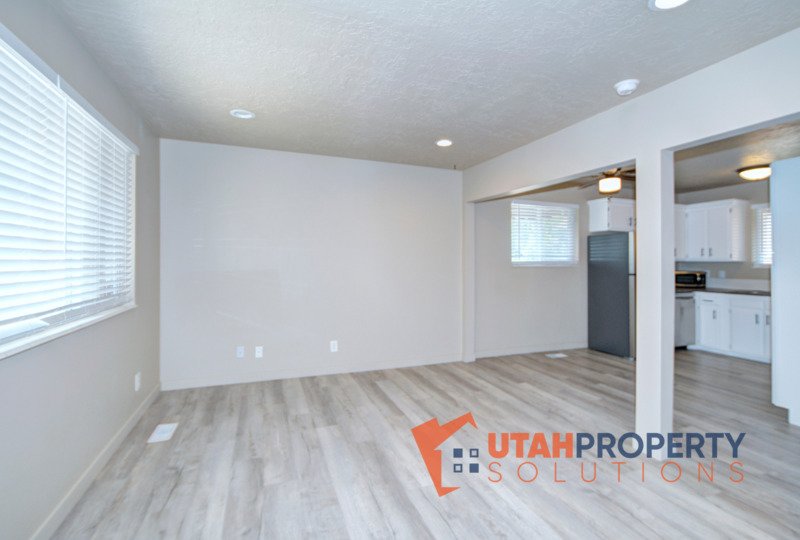 Charming 2 Bedroom Duplex Near Sugarhouse! property image