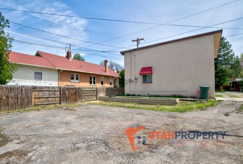 Charming 2 Bedroom Duplex Near Sugarhouse! property image