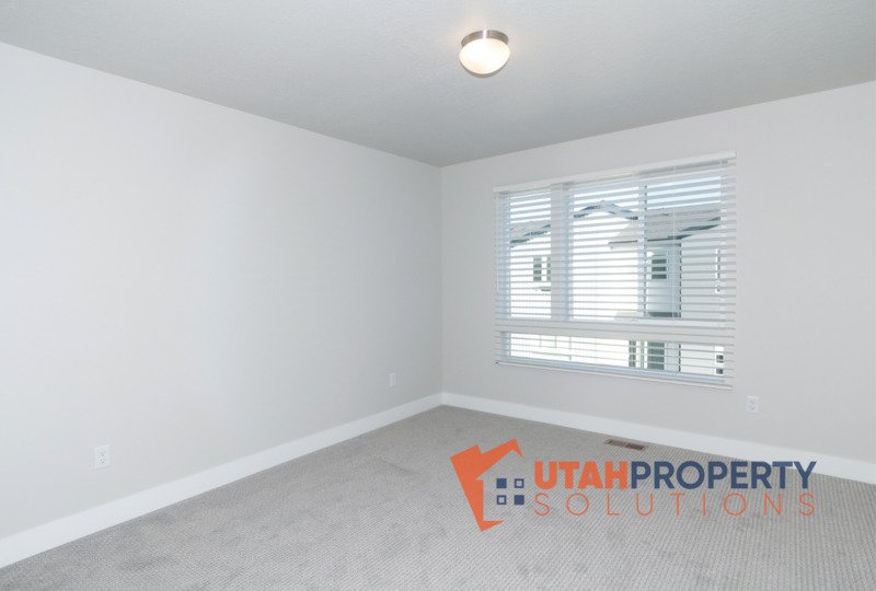 Pet-Friendly End Unit in Rockwell Ranch! property image