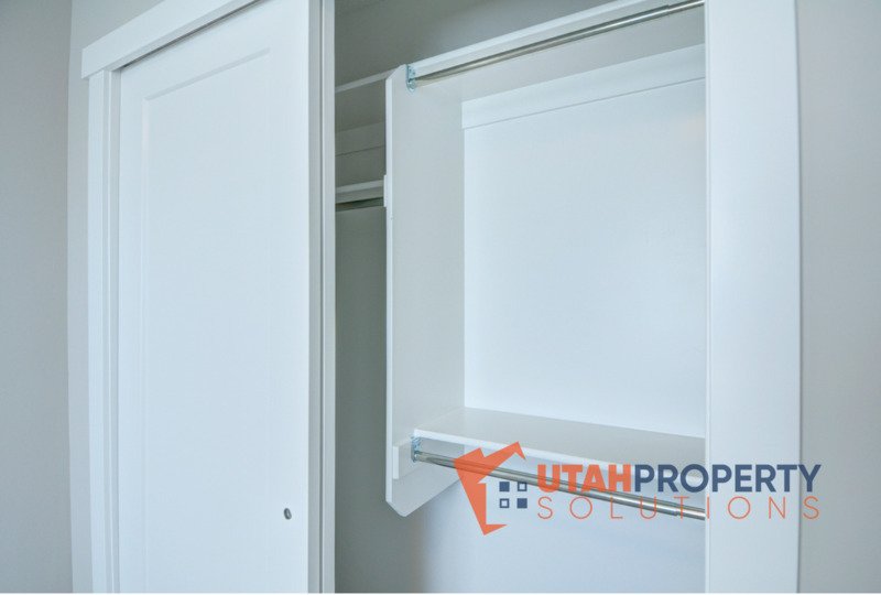 Pet-Friendly End Unit in Rockwell Ranch! property image