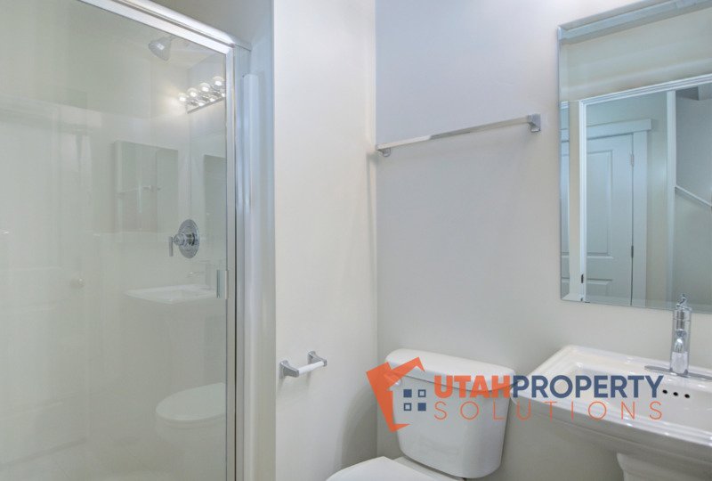 Pet-Friendly End Unit in Rockwell Ranch! property image