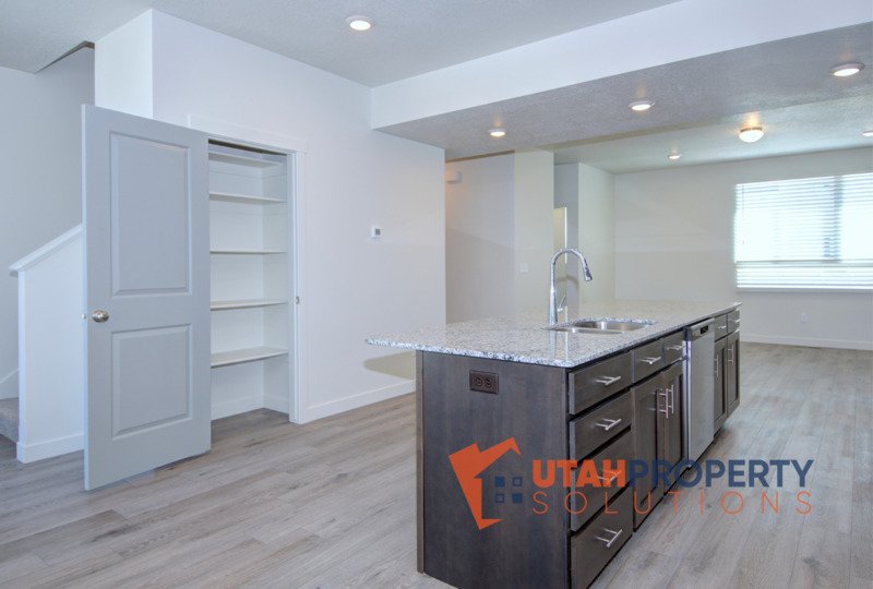 Pet-Friendly Townhome at Rockwell Ranch! property image