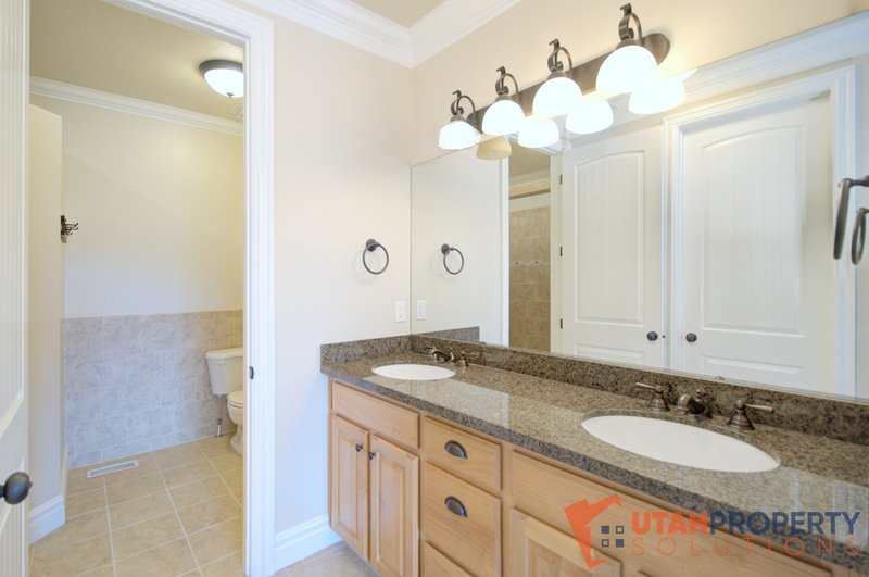 Amazing View!  4 Bedroom Overlooking Dimple Dell! property image