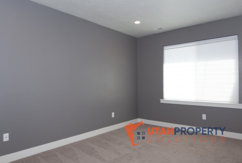 Beautiful, Pet Friendly Home in Murray! property image