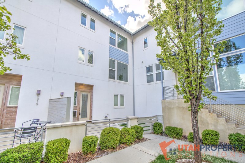 Beautiful 3 Bedroom Home in Daybreak property image