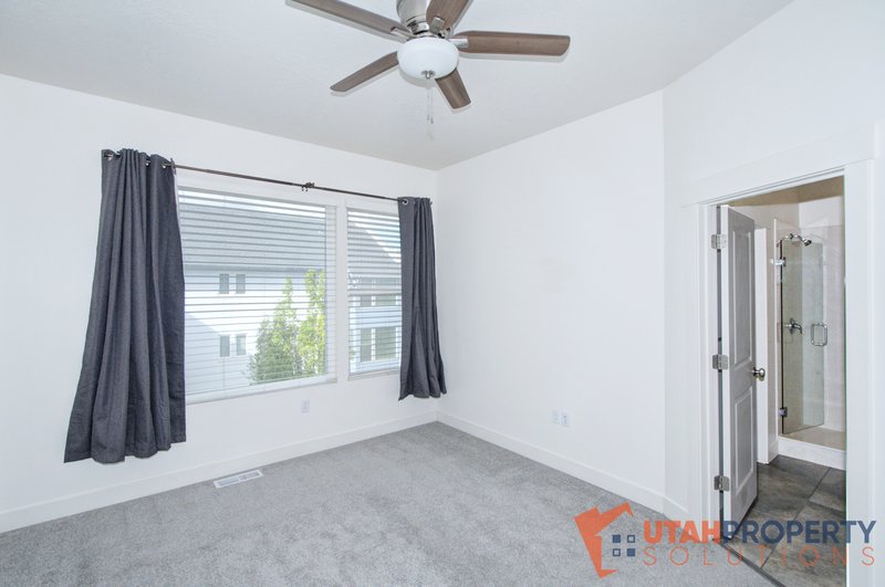 Beautiful 3 Bedroom Home in Daybreak property image