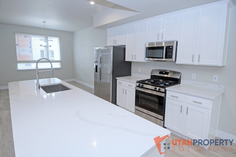 Beautiful Pet-Friendly Townhome at Rockwell Ranch! property image