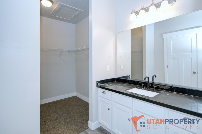 Pet Friendly Townhome in Vineyard! property image