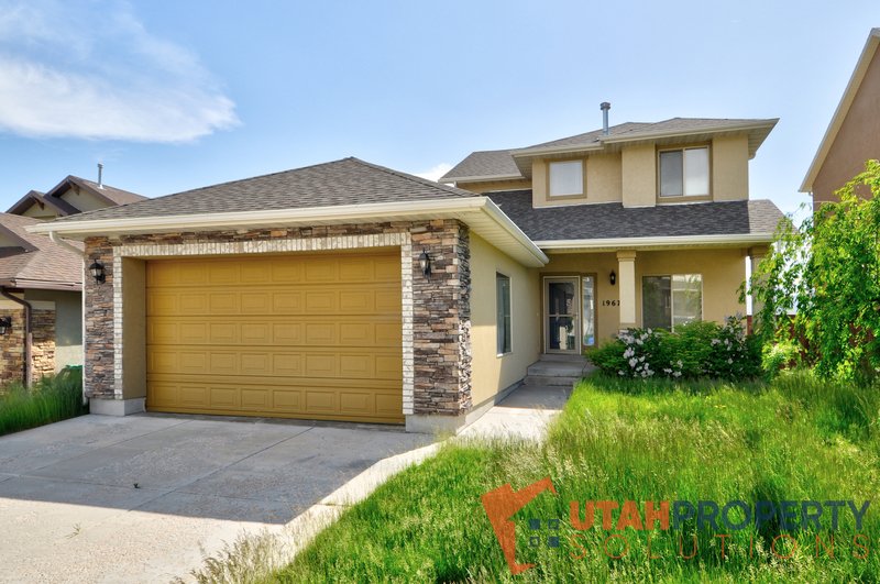 Beautiful, Pet Friendly Home in Lehi! property image