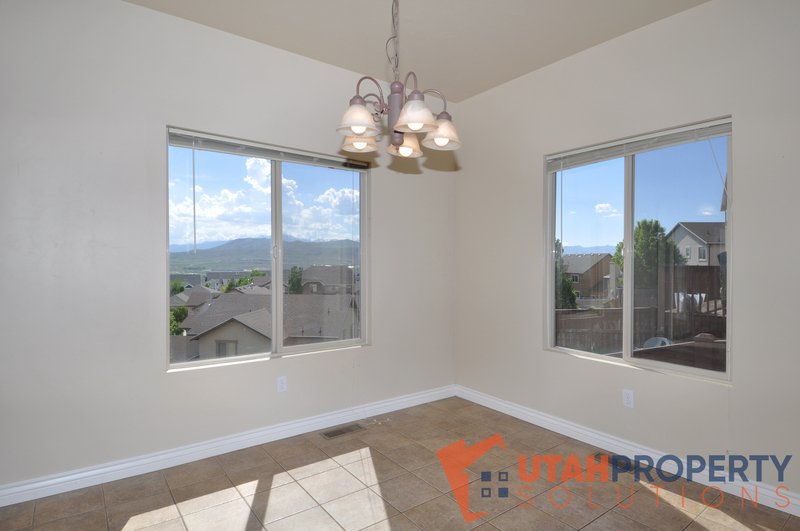 Beautiful, Pet Friendly Home in Lehi! property image