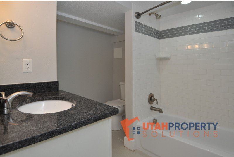 Beautiful, Pet Friendly Salt Lake Home for Rent! property image