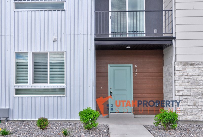 Beautiful Pet-Friendly Townhome! property image